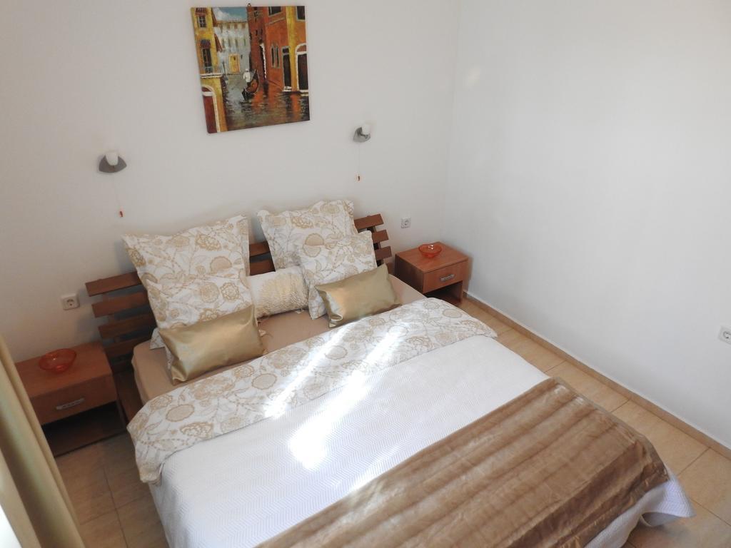 Golden Wave Apartment Sozopol Exterior foto